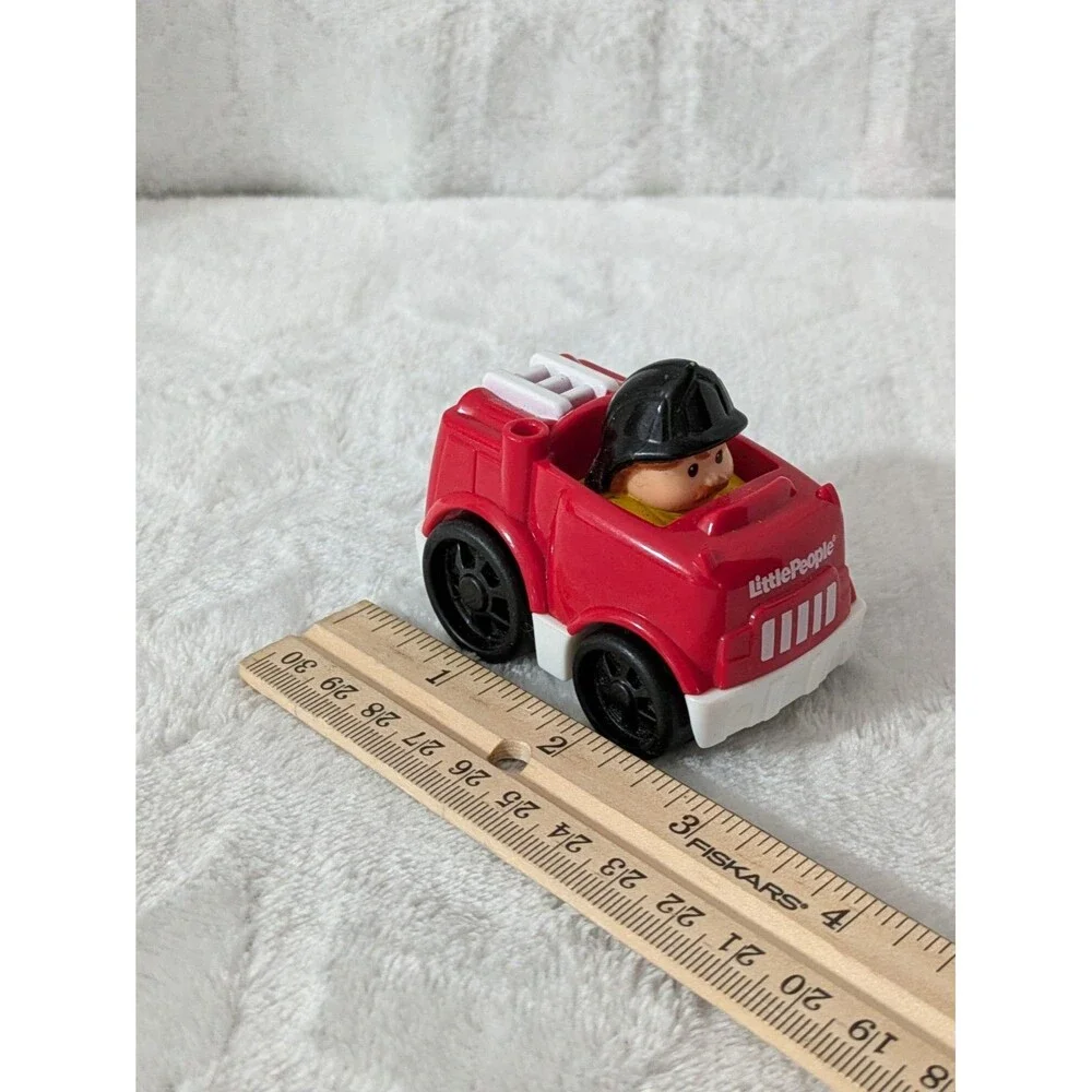 Fisher-Price Little People Wheelies Fire Truck